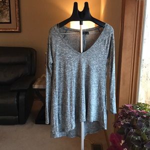 a.n.a hi- low blouse fir women size M , used